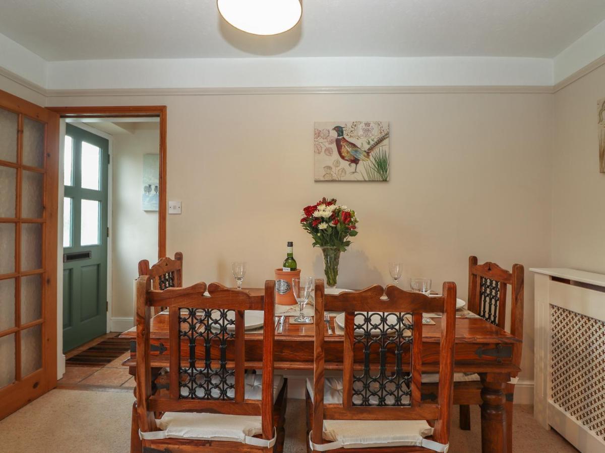 Rayside Villa Penrith Buitenkant foto
